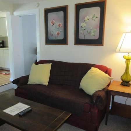 Mcgregor Inn Motel Wilton 外观 照片