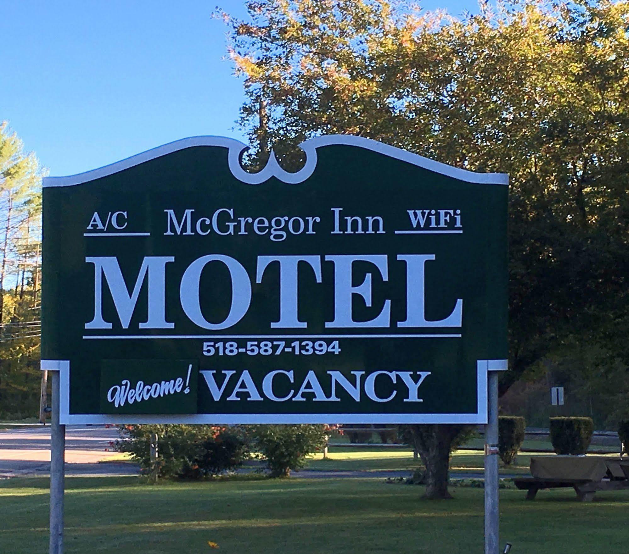 Mcgregor Inn Motel Wilton 外观 照片